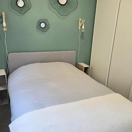 Apartment T2 De Sable A 300m+ Parking Gratuit *